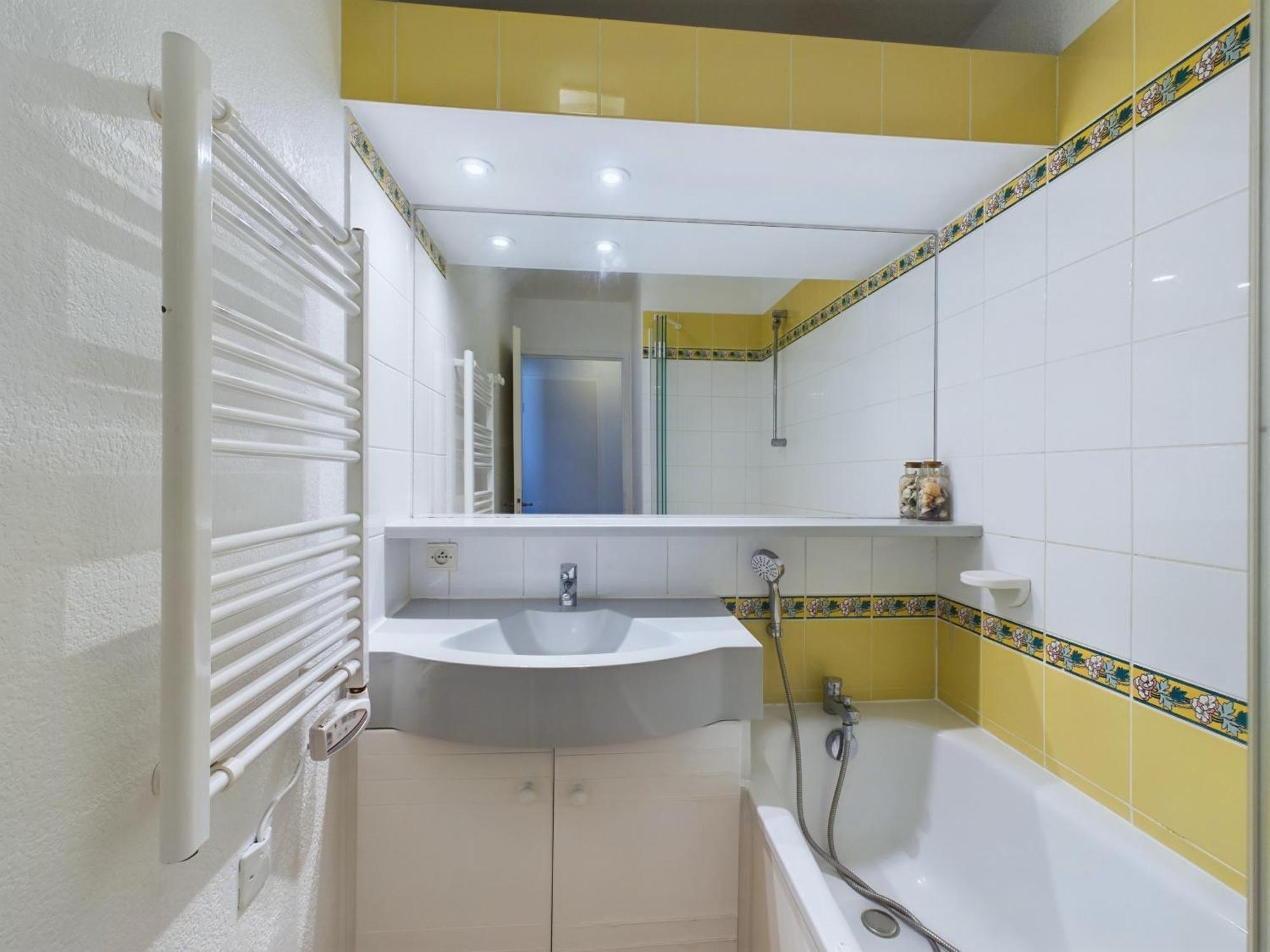 Appartement Dans Residence Avec Piscine Pour 6 Порнише Екстериор снимка